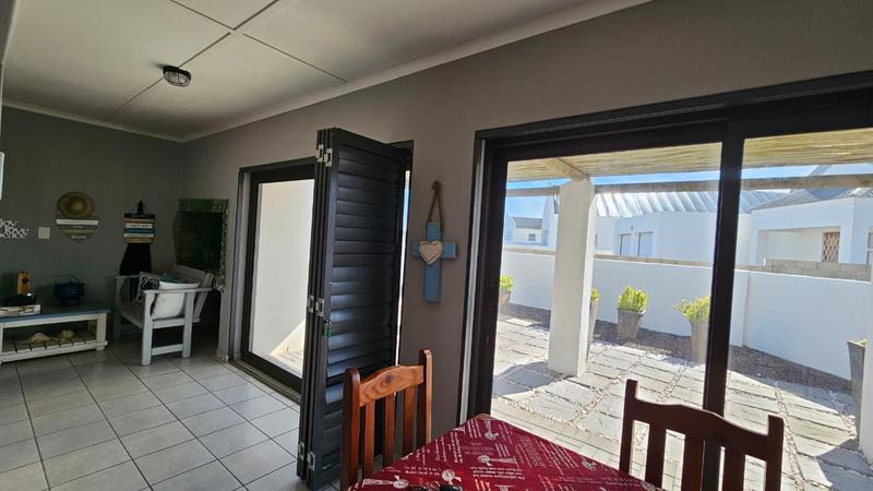 3 Bedroom Property for Sale in Britannia Bay Western Cape